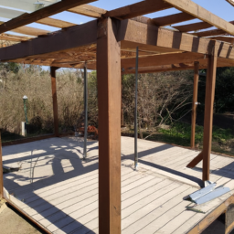 Abri de jardin en prolongement de votre pergola : astuces et idées Sartrouville